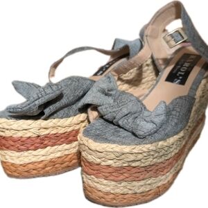 NWT Karol's By Caro Menesis Gray Espadrille Wedges Size 38 or US 8